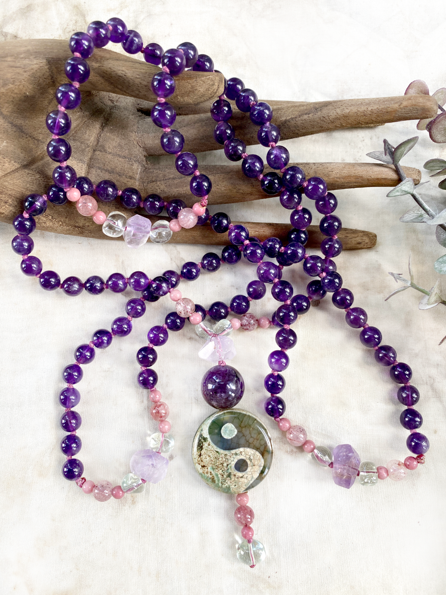 Full 108-bead meditation mala with Amethyst counter beads