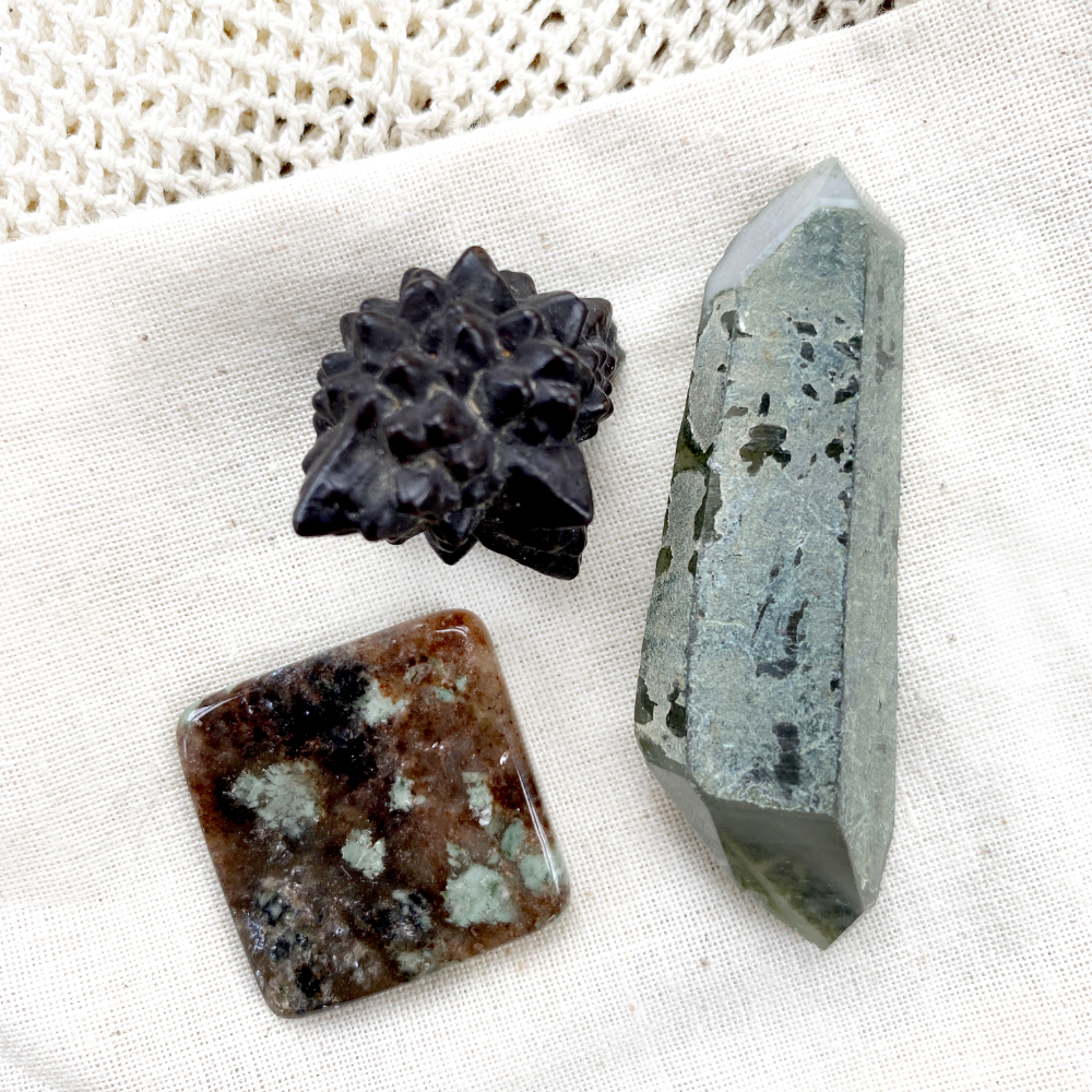Crystal trio with Nundoorite, Prophecy Stone & Chlorite Quartz Spirit
