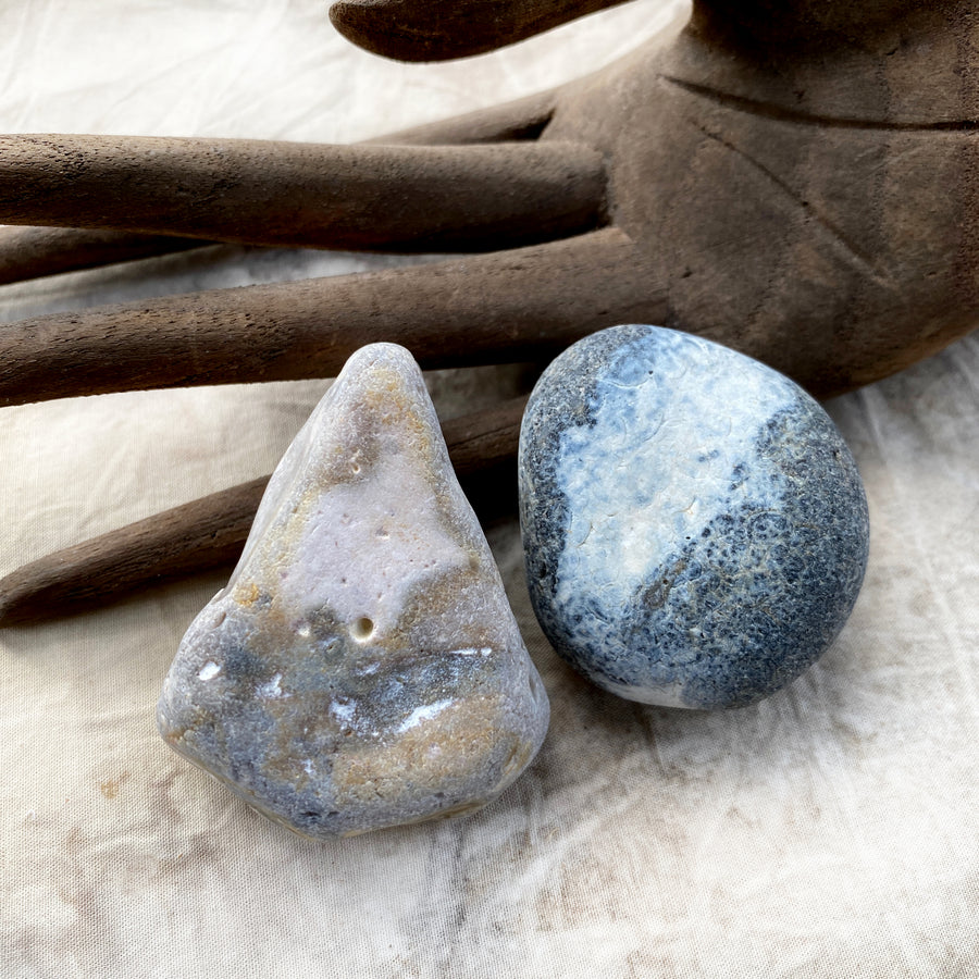 Flint 'dedication stones' ~ rugged & natural