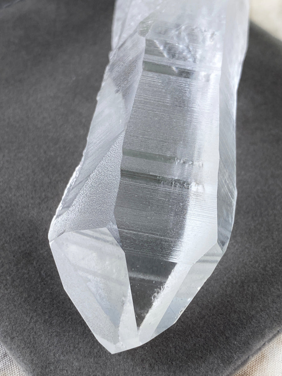 Lemurian Quartz point ~ natural raw point from Colombia