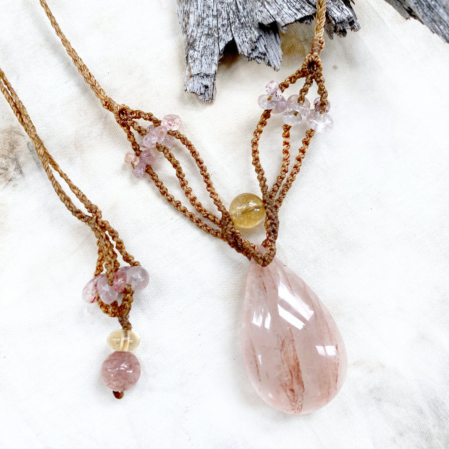 Hematoid Quartz crystal healing amulet