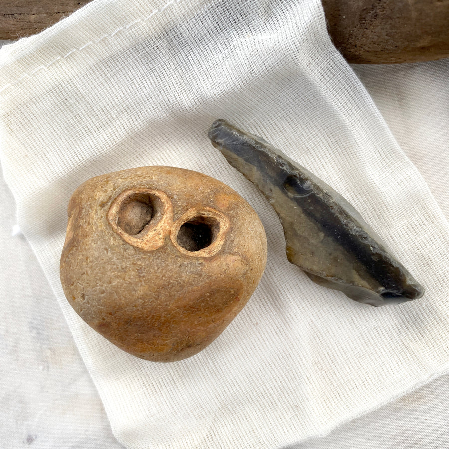 Flint 'dedication stones' ~ rugged & natural