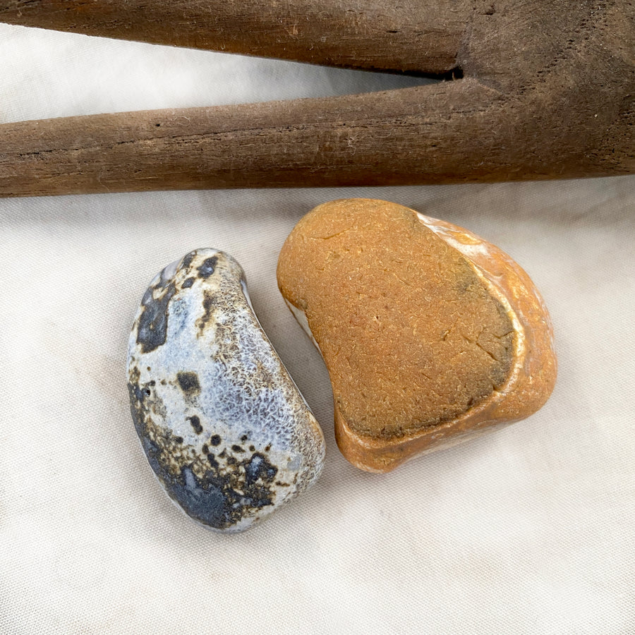 Flint 'dedication stones' ~ rugged & natural