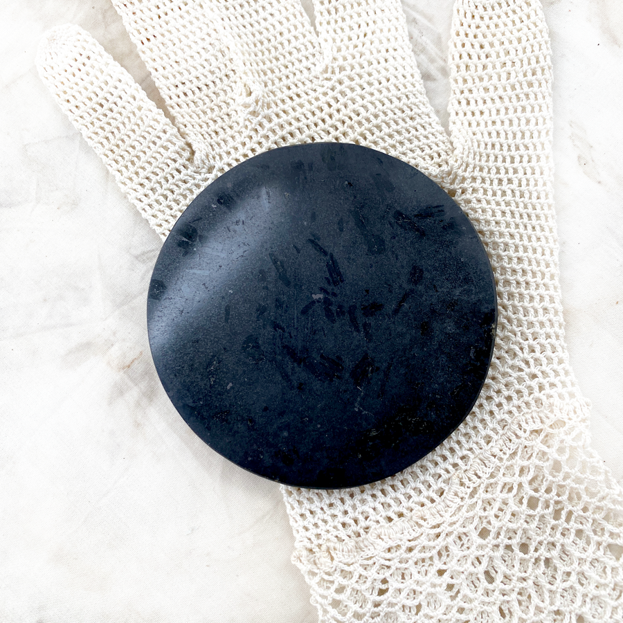 Obsidian disk ~ cleanser / charger plate