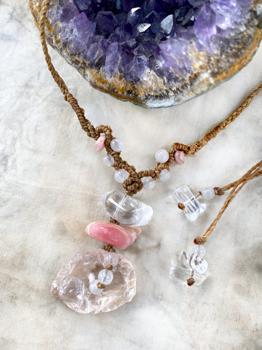 Crystal healing amulet for matters of the heart