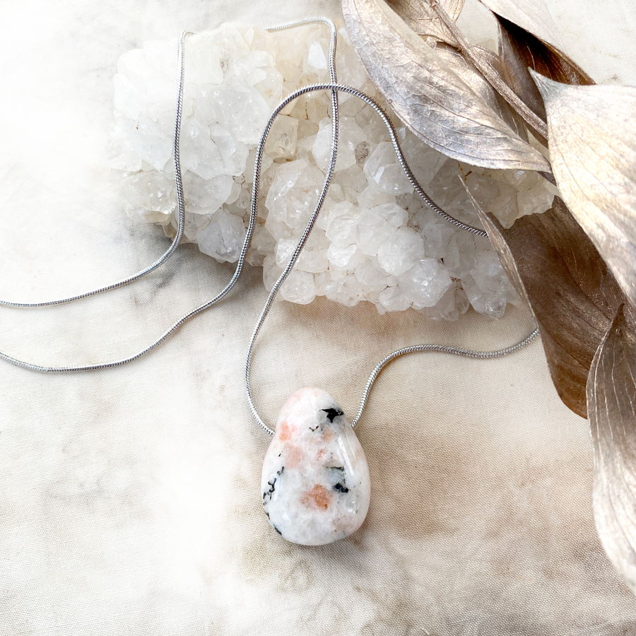 Sunstone crystal healing necklace