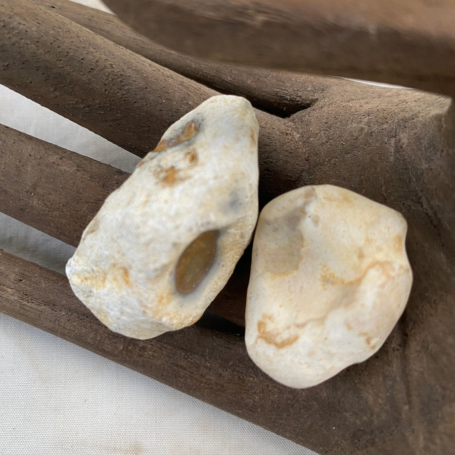 Flint 'dedication stones' ~ rugged & natural