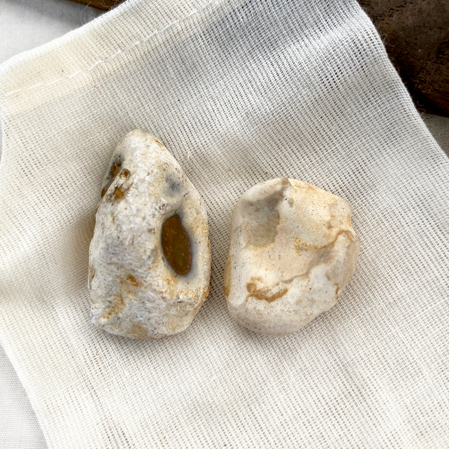 Flint 'dedication stones' ~ rugged & natural