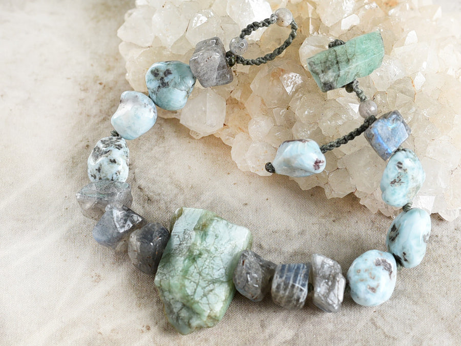 Crystal healing bracelet with Emerald, Larimar & Labradorite ~ for 6