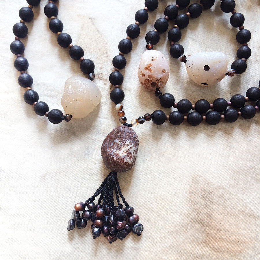 Black Agarwood mala with Agate & freshwater pearls