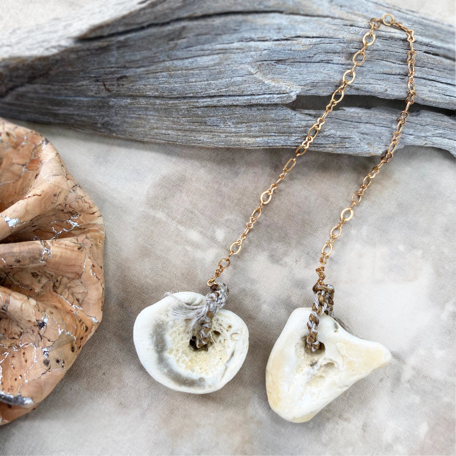 Pendulum with two Flint Hagstones in cork pouch (code-fp1)