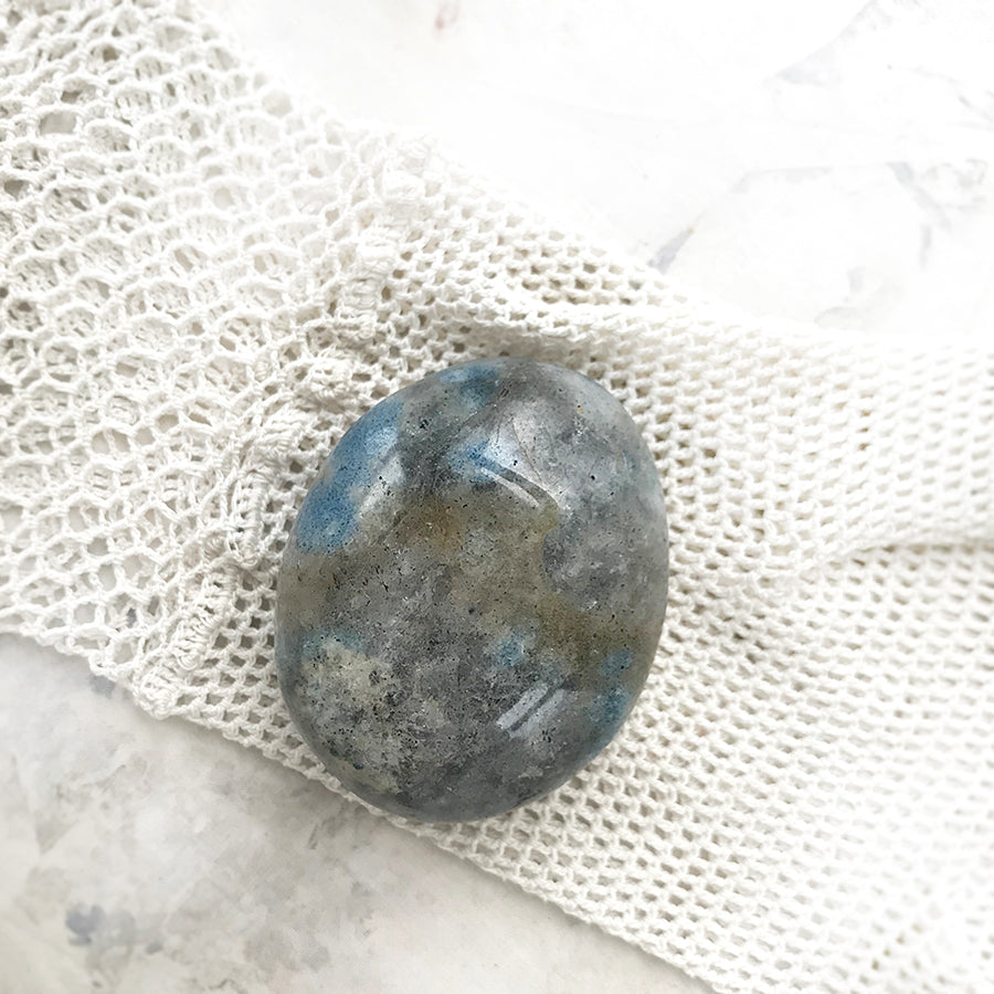 K2 Stone ~ polished oval palm stone