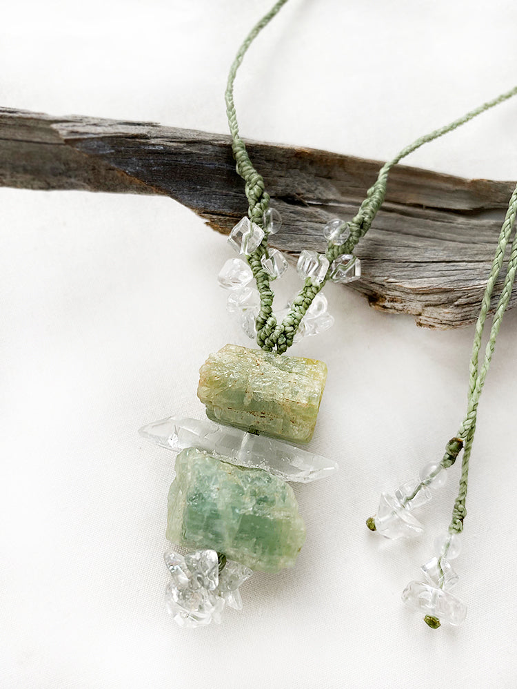 Aquamarine crystal healing amulet