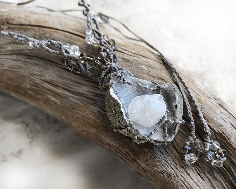 Crystal healing amulet with Heulandite geode